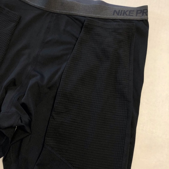 Nike Women’s Plus Pro Warm Black Tights 1049 - Picture 2 of 8